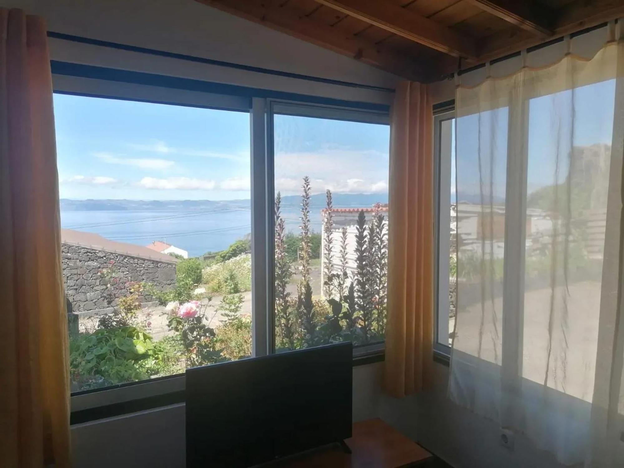 Comfortable House With Sea View In Sao Roque Do Pico Βίλα Εξωτερικό φωτογραφία